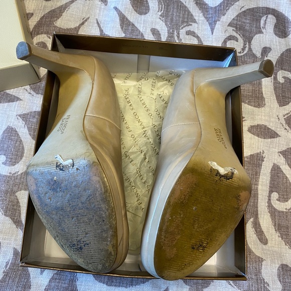 Women’s Rounded Toe Pumps - Picture 4 of 4